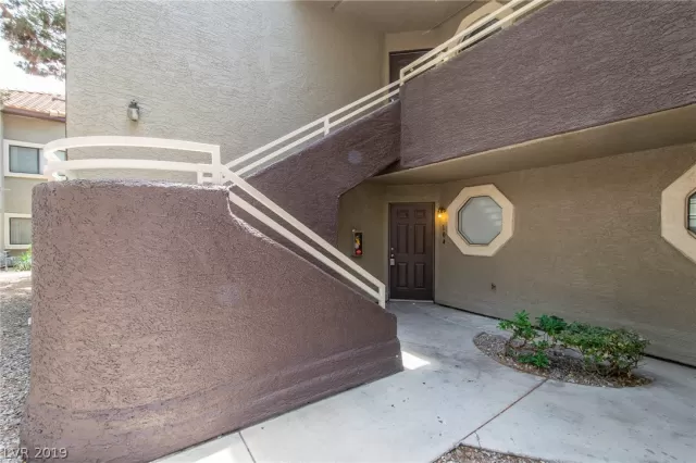 MLS: 2105224 Condo For Sale