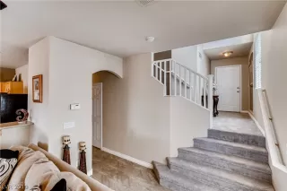 Photo #3: 2105267 Listing