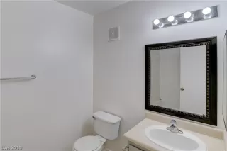 Photo #6: 2105300 Listing 