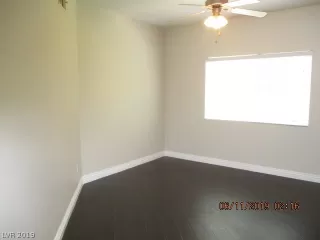 Photo #4: 2105327 Listing 