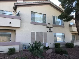 Photo #3: 2105333 Listing