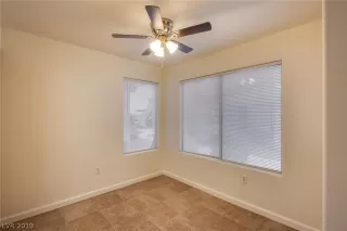 Photo #6: 2105333 Listing