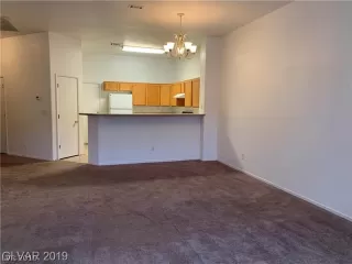 Photo #6: 2105337 Listing