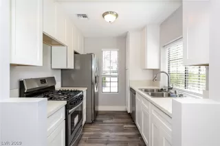 Photo #1: 2105351 Listing 