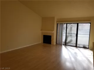 Photo #2: 2105445 Listing 