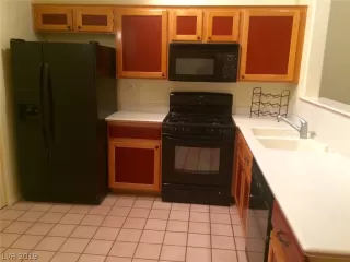 Photo #3: 2105447 Listing