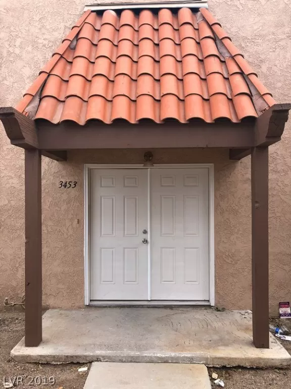 MLS: 2105504 Condo For Sale