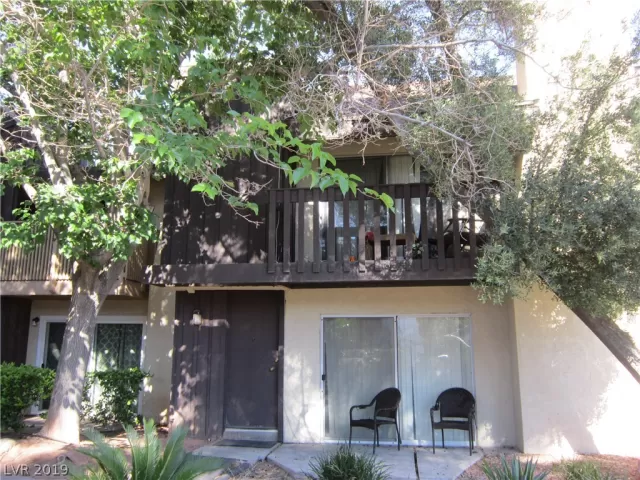 MLS: 2105597 Condo For Sale