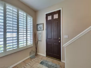 Photo #4: 2105620 Listing 