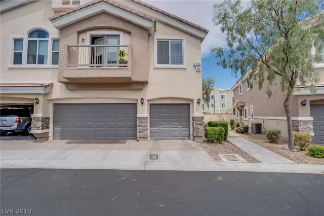 MLS: 2105633 Condo For Sale