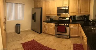 Photo #6: 2105697 Listing 