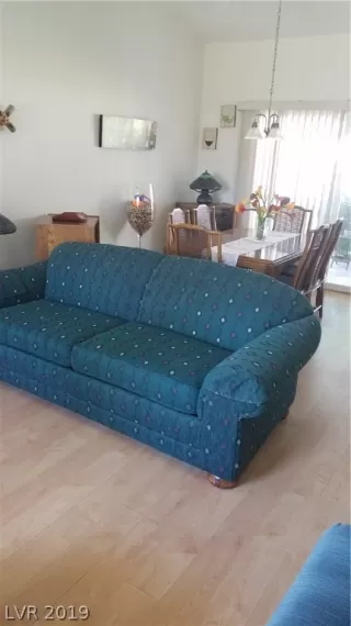 Photo #1: 2105727 Listing