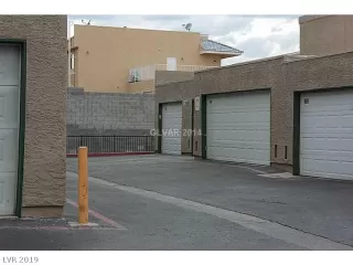 Photo #1: 2105792 Listing 