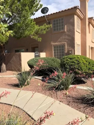 Photo #4: 2105856 Listing 