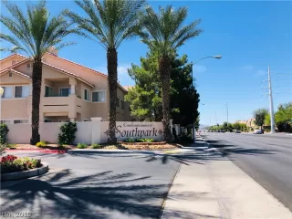 Photo #1: 2105875 Listing