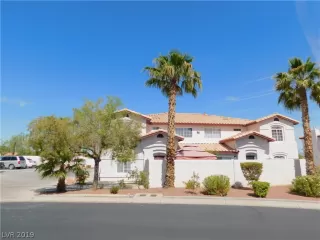 Photo #1: 2105947 Listing