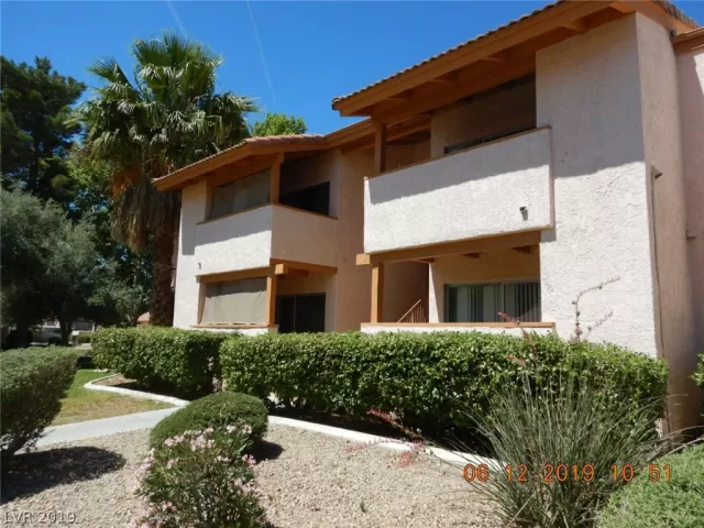 MLS: 2106008 Condo For Sale