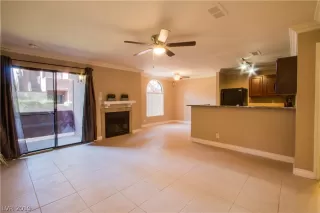 Photo #2: 2106024 Listing