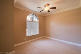 Photo #6: 2106024 Listing