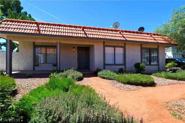 MLS: 2106026 Condo For Sale