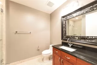 Photo #6: 2106043 Listing 