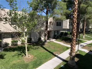 Photo #1: 2106105 Listing 