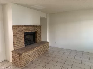 Photo #3: 2106105 Listing 