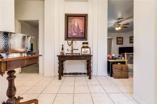 Photo #3: 2106187 Listing 