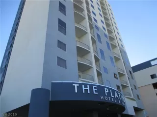 Photo #1: 2106199 Listing