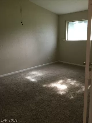 Photo #2: 2106201 Listing