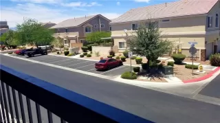 Photo #5: 2106296 Listing 