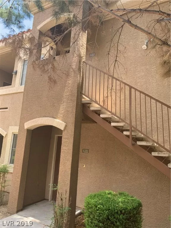 MLS: 2106338 Condo For Sale