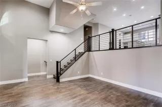 Photo #1: 2106377 Listing 