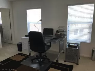 Photo #4: 2106379 Listing