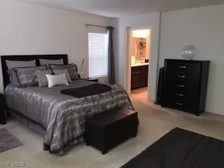 Photo #6: 2106379 Listing