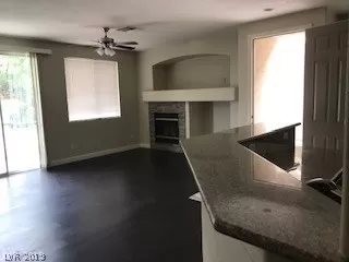 Photo #6: 2106488 Listing