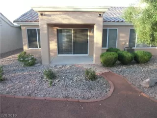 Photo #5: 2106573 Listing