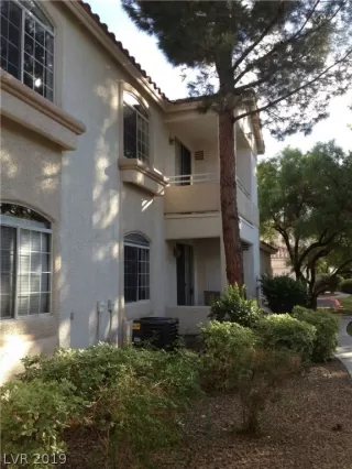 Photo #1: 2106591 Listing