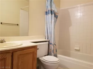 Photo #5: 2106644 Listing 