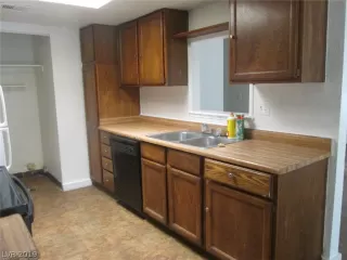 Photo #5: 2106675 Listing 