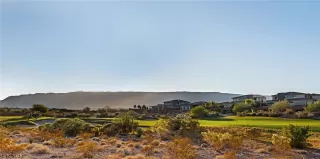 Photo #2: 2106676 Listing