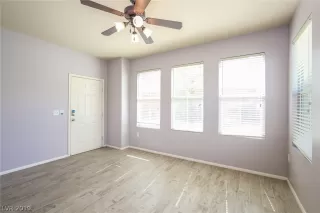 Photo #5: 2106680 Listing