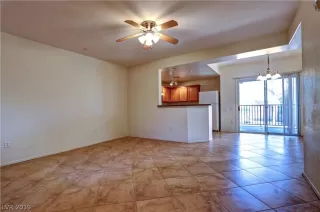 Photo #2: 2106722 Listing