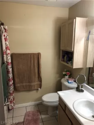 Photo #3: 2106740 Listing