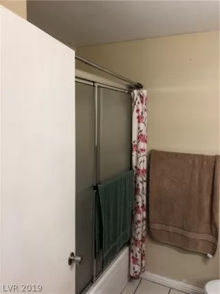 Photo #4: 2106740 Listing