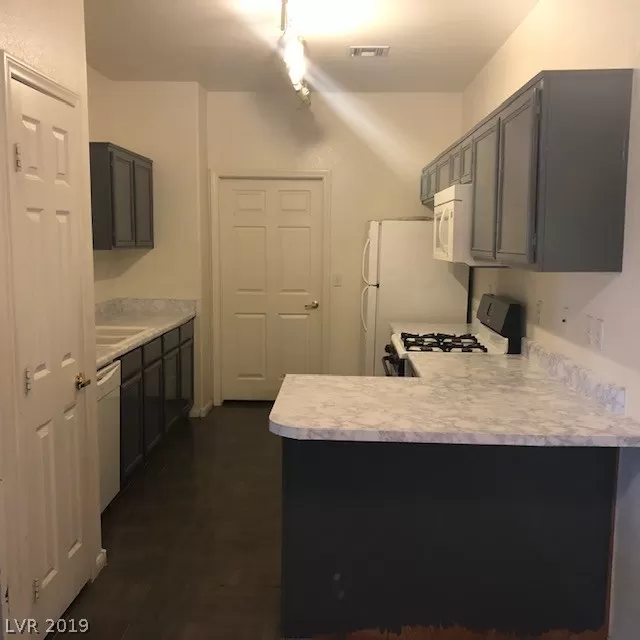 MLS: 2106758 Condo For Sale