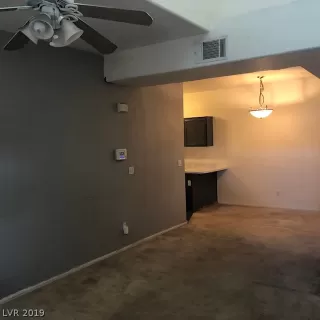 Photo #1: 2106758 Listing