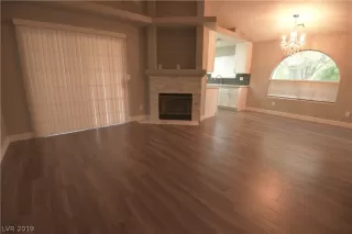 Photo #1: 2106807 Listing