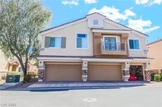 Photo #1: 2106818 Listing