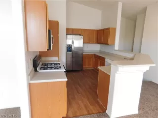 Photo #2: 2106821 Listing 